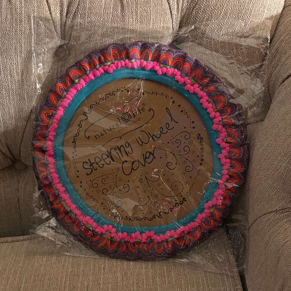 NATURAL LIFE Multicolor Steering Wheel Cover